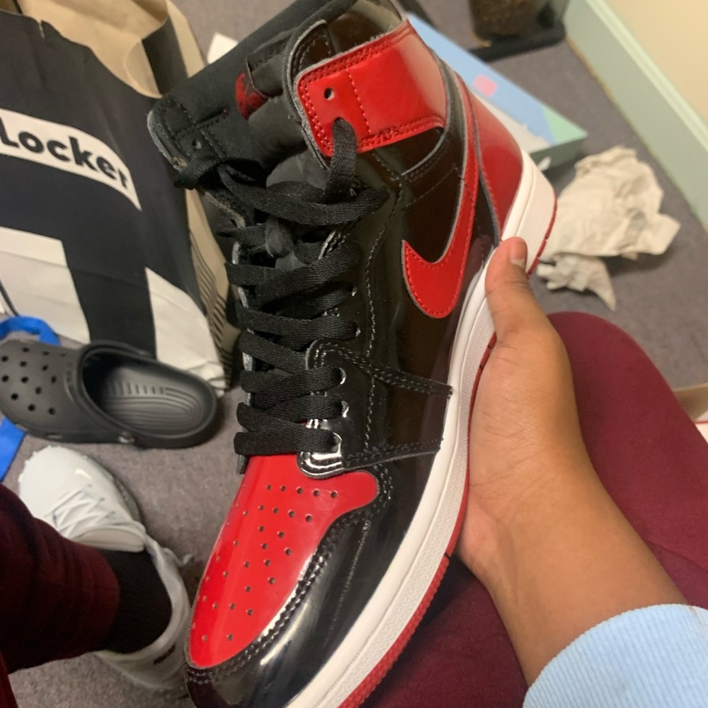 Nike Air Jordan 1 High Black Red Patent Leather